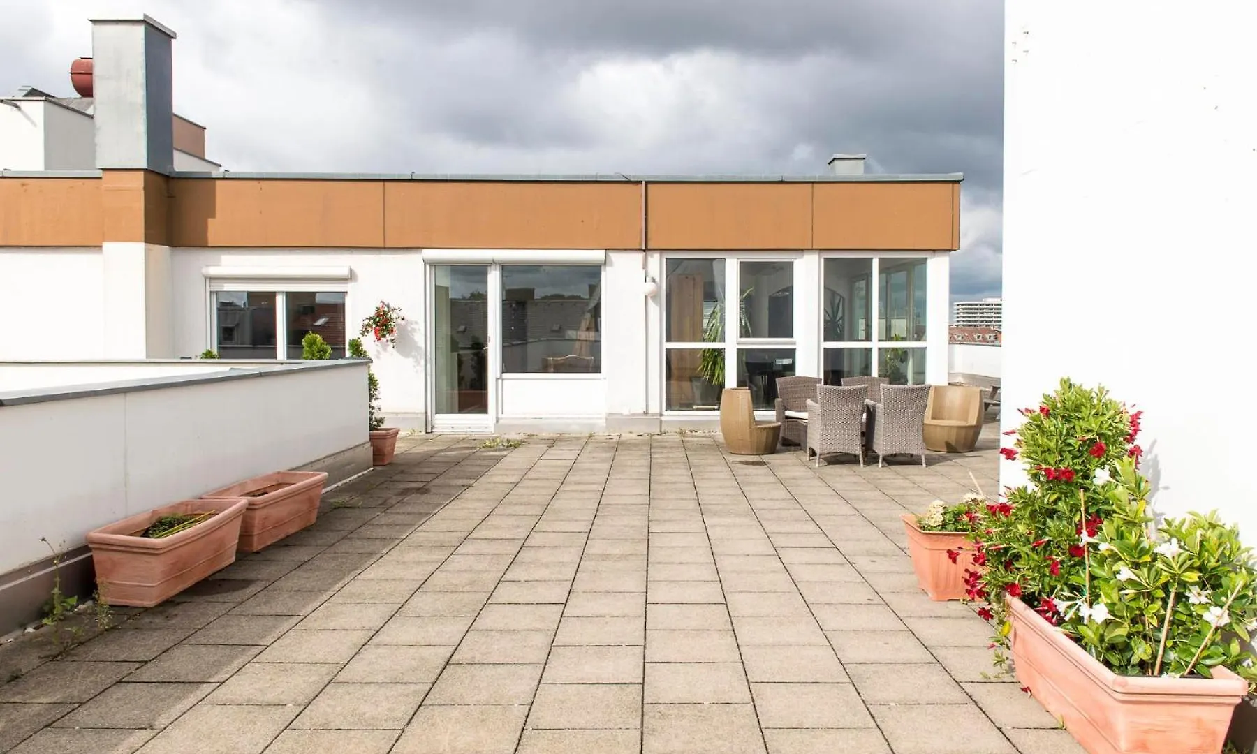 Apartment Munich Rooftop Retreat
